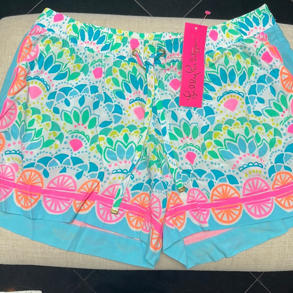 Lilly Pulitzer Size Small Shorts. New with tags.